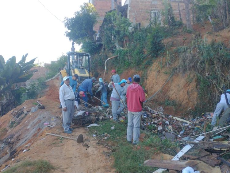 Bairro Colina tem recebido inúmeras obras e benfeitorias na gestão do prefeito Enivaldo dos Anjos em pouco mais de dois anos