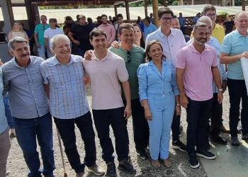 Reabilitação asfáltica entre Barra de São Francisco a Água Doce do Norte é inaugurada pelo Governador Casagrande, prefeitos e deputados