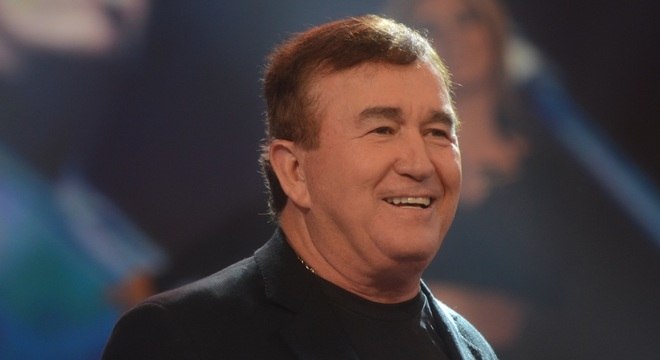 Nesta sexta feira (23), Amado Batista promete show inesquecível para seus fãs em Barra de São Francisco