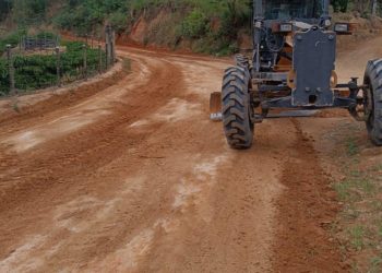 Patrolamento de estrada segue pelo Córrego Boa Sorte (Monte Sinai) em Barra de São Francisco