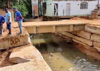 Ponte que caiu durante enchente entre o Campo Novo e o Carabina está liberada após reconstrução