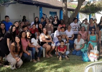 Roda de Conversa com Mães Atípicas no Espaço Integrar de Barra de São Francisco Aborda Crises no Autismo