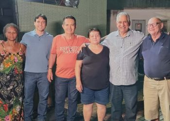 Prefeito Enivaldo dos Anjos inaugura pavimentação asfáltica de três ruas no bairro Bambé