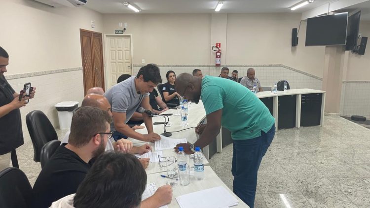 Nova turma de Agentes da Guarda Civil Municipal toma posse em Barra de São Francisco