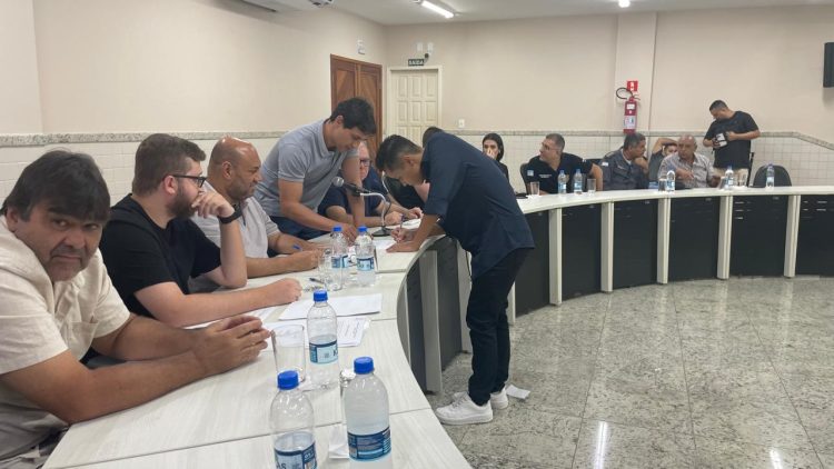 Nova turma de Agentes da Guarda Civil Municipal toma posse em Barra de São Francisco