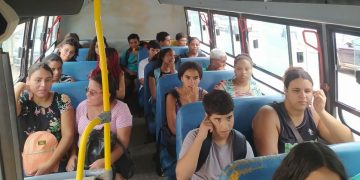 Transporte gratuito beneficia cerca de 1.000 moradores por dia em Barra de São Francisco