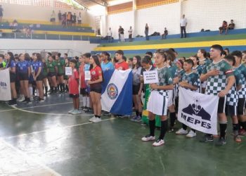 Abertura dos Jogos Escolares movimenta o esporte em Barra de São Francisco