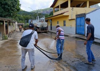 Mutirão de limpeza transforma o distrito de Monte Sinai/Barra de São Francisco e garante mais qualidade de vida aos moradores