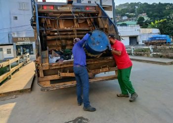 Coleta de lixo em Barra de São Francisco chega a 40 toneladas por dia e mobiliza equipes em vários turnos