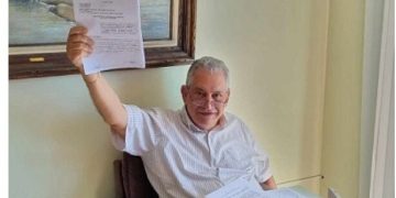 Prefeito de Barra de São Francisco tem lei de reajuste de 4,5% aprovada por unanimidade