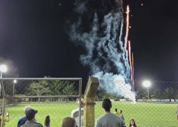 Iluminação do campo do Vale Sete é inaugurada em clima de alegria e emoção em Barra de São Francisco