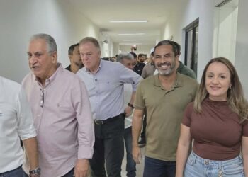 Prefeito Enivaldo dos Anjos recebe Ricardo Ferraço, Casagrande e inaugura Unidade de Saúde no bairro Irmãos Fernandes