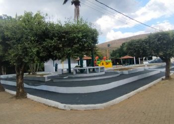 Prefeitura francisquense revitaliza Praça de Lazer de Cachoeirinha de Itaúnas e garante mais conforto à população