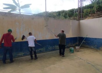 Iniciada a reforma da quadra de esportes e lazer de São João de Itaperuna em Barra de São Francisco