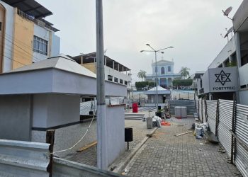 Obra da segunda Fonte Luminosa na Praça da Bíblia está 95% concluída em Barra de São Francisco