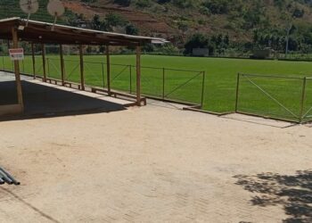 Obras de reforma do campo de futebol de Vargem Grande de Itaúnas entram na reta final em Barra de São Francisco