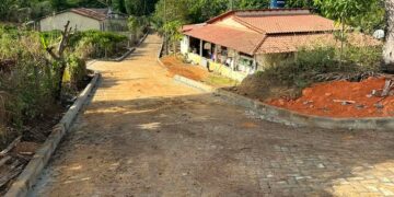 Pavimentação com bloquetes no povoado do Cascudo, em Barra de São Francisco está prestes a ser entregue a comunidade