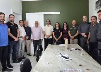 Prefeito de Barra de São Francisco se reúne com Conselho de Segurança para tratar de ressocialização de presos