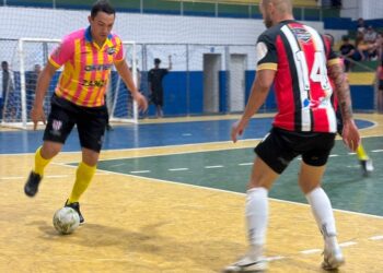 Campeonato Perna de Pau de Futsal prosseguiu nesta terça-feira (25) no Ginásio Antônio Valli em Barra de São Francisco com 27 gols marcados