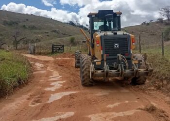 Patrolamento de estrada segue pela região dos Córregos da Prosperidade e Boa Vista em Barra de São Francisco