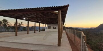 Construção de quiosque turístico na Torre de TV de Barra de São Francisco está prestes a ser entregue à comunidade