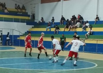 Campeonato Perna de Pau de Futsal de Barra de São Francisco prossegue nesta terça feira (01) com dois jogos