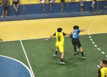 Campeonato Perna de Pau de Futsal de Barra de São Francisco prosseguiu nesta terça feira (01) com dois jogos e 10 gols marcados