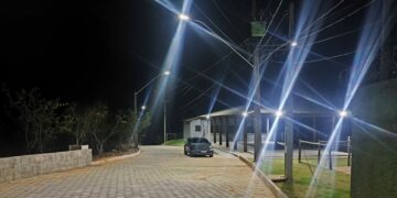 Ponto turístico na Torre de TV ganha nova iluminação em Barra de São Francisco