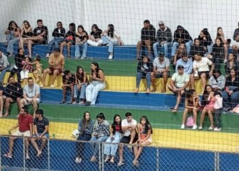 Campeonato Perna de Pau de Futsal segue nesta terça-feira (22) com dois jogos em Barra de São Francisco, no masculino e feminino